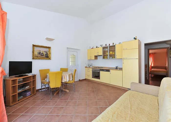 Dominique 아파트 *