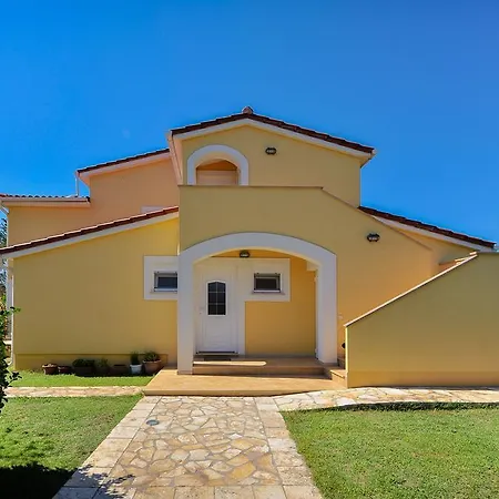 Apartament Dominique