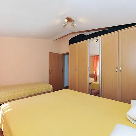 Apartament Dominique Nin